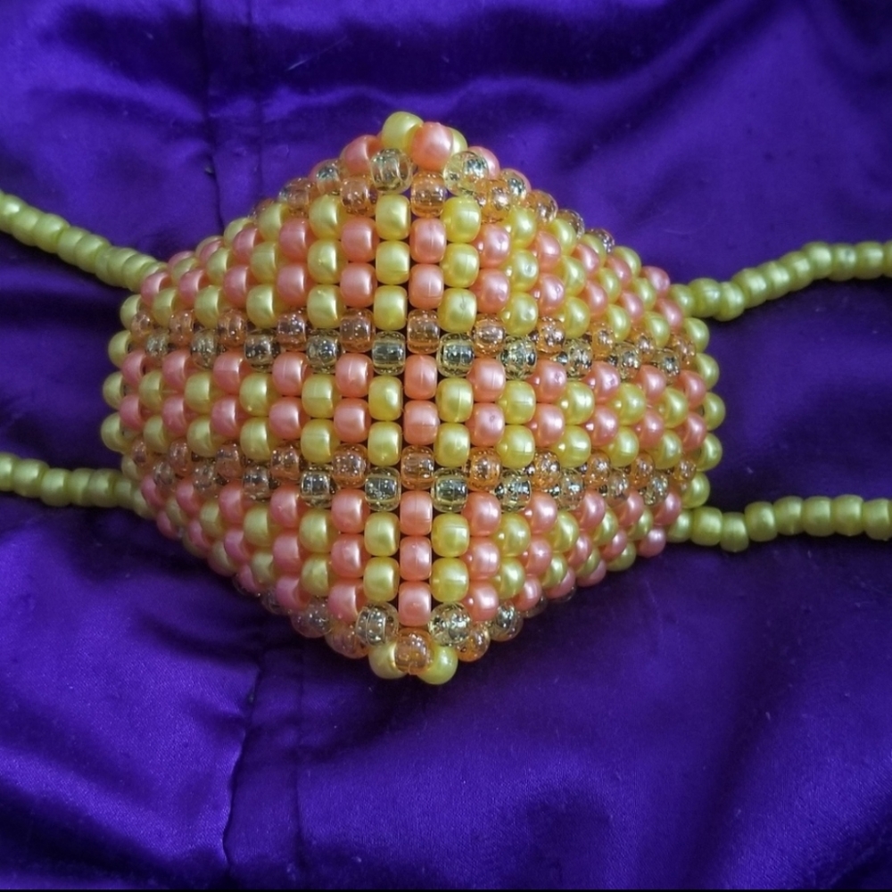 Kandi Mask - Picture 2 of 4